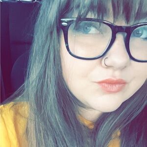 Meet your Posher, Alyssa